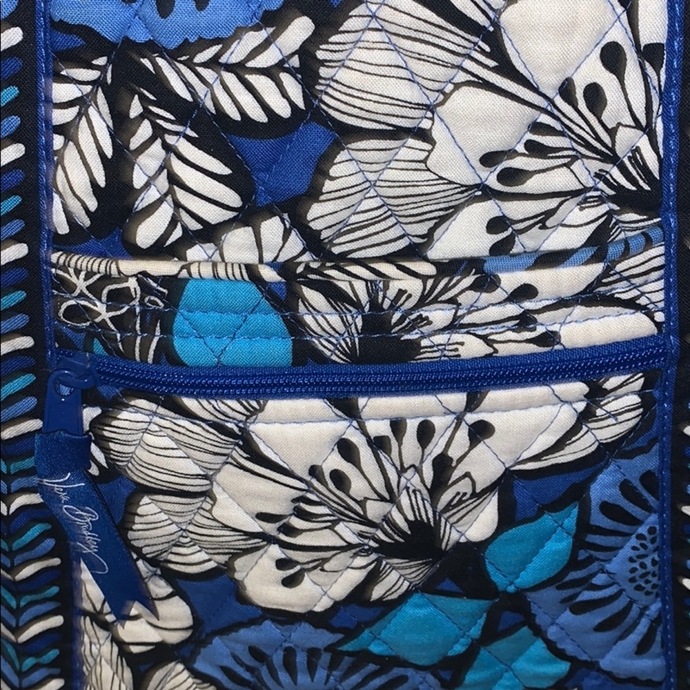 Blue Bayou Vera Bradley Crossbody Bag - Picture 3 of 5
